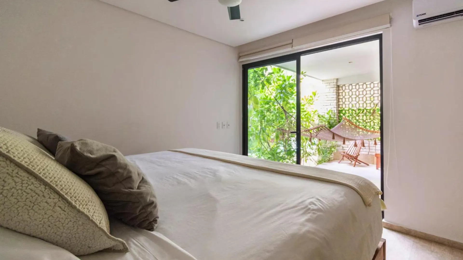 Spacious Tulum Condo For 10 Great Amenities