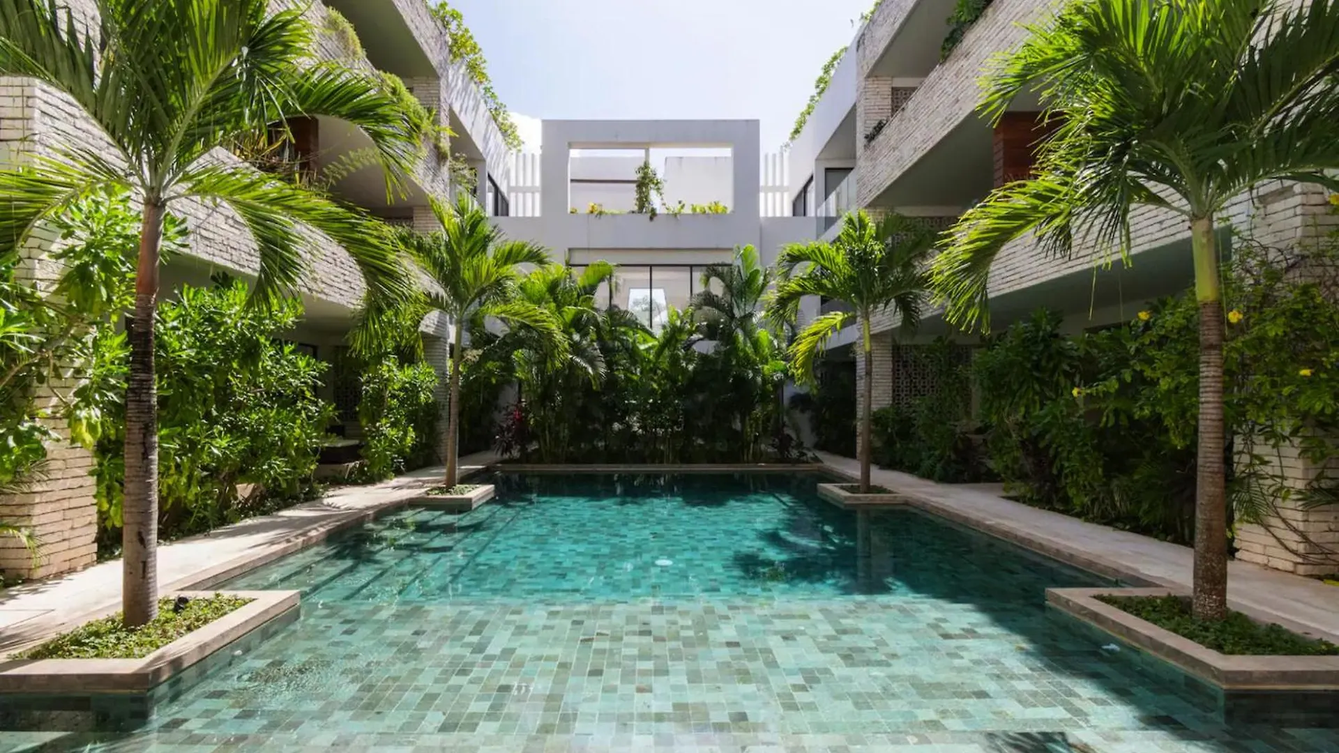 Spacious Tulum Condo For 10 Great Amenities